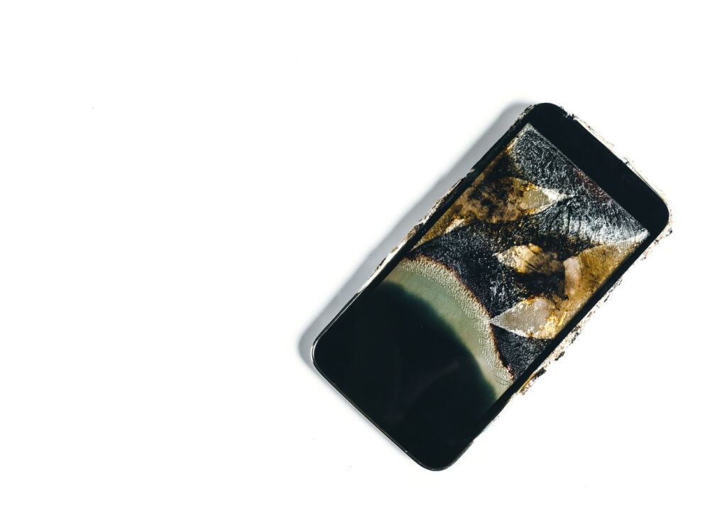 Why Your Phone Overheats (And How to Cool It Down Safely)